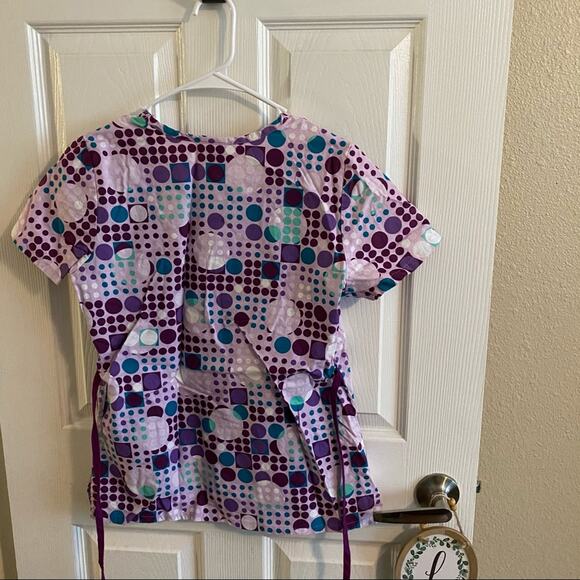 Barco Juniors Retro Dot Cotton Scrub Top Size Small - Picture 2 of 6